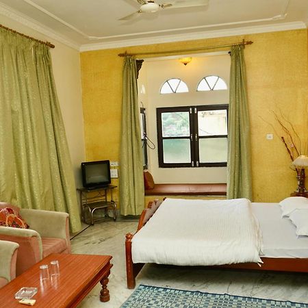 Haveli Katkoun Hotel Būndi Eksteriør billede